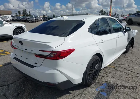 2025 Toyota Camry Se из США, поврежденный, VIN 4T1DAACK8SU641857